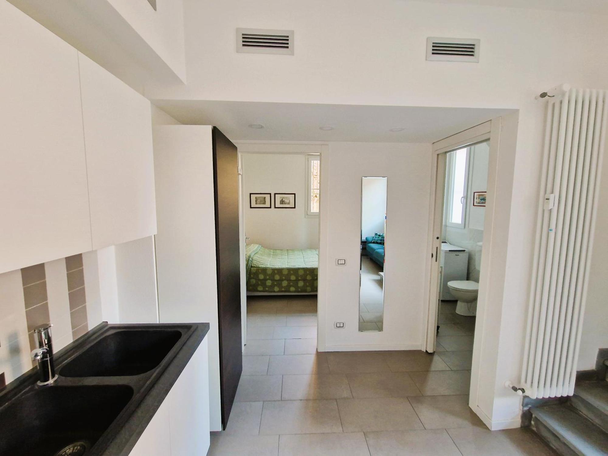 Monteroom-Apartments Болонья Экстерьер фото